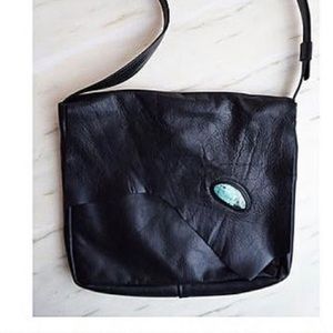 Breezy Mountain leather purse